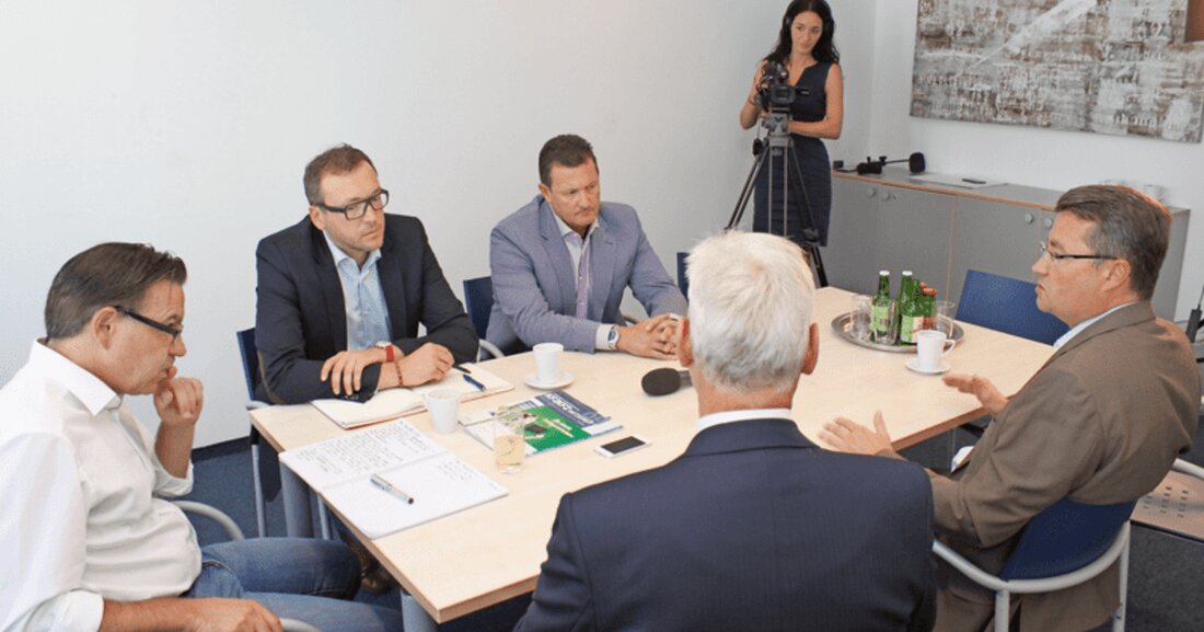 Reifen-Round-Table der KFZ Wirtschaft: Hat der Reifenfachhandel Zukunft? Ist das Internet eine Bedrohung? Muss der Reifen ein Low Interest Product bleiben?