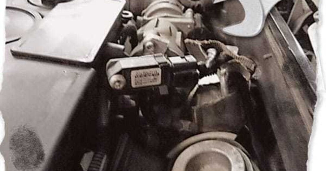 Der acht Jahre alte Audi A3 Sportback quattro machte zwar keine Mucken, doch das Aufleuchten der Motorkontrolllampe signalisierte ein Problem. Sicherheitshalber brachte ihn seine Besitzerin in die Werkstatt – und lieferte damit den Stoff für einen neuen Diagnosekrimi. 