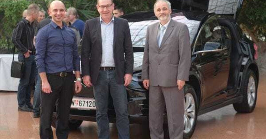 Die Wiener Siegfried Marcus Berufsschule und das Trainingsinstitut Evalus luden zum Stammtisch Elektromobilität, bei dem zahlreiche Auto- und Batteriehersteller ihre Innovationen präsentierten.