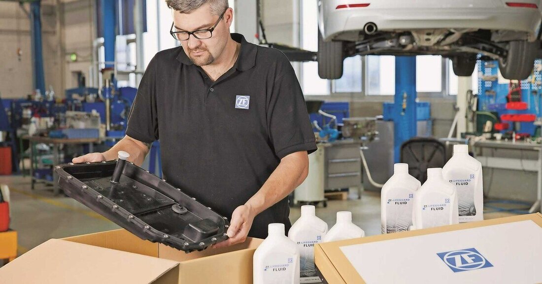 ZF Aftermarket bietet speziell Komplettkits, um beim GETRIEBEÖLWECHSEL sowohl Zeit als auch Geld zu sparen. Und die Expertentipps können auch erfahrenen Schraubern helfen.
