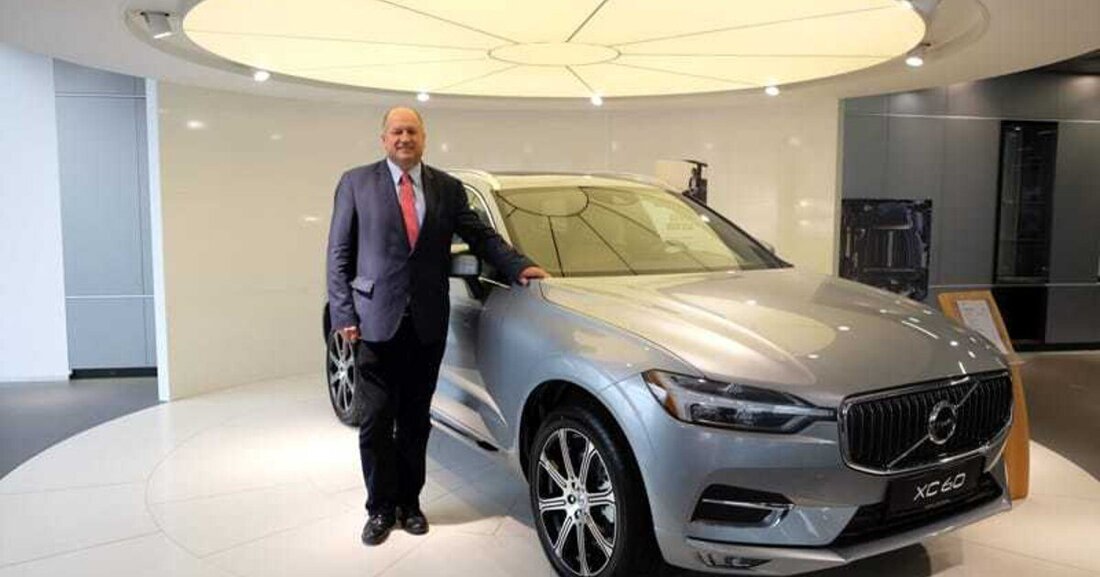 Folgend dem Motto „Premium meets Premium“ lud das Autohaus Megadenzel in Wien Erdberg gleichzeitig zur Präsentation des Volvo XC60 sowie zur Verkostung von Spitzenweinen aus dem Weinviertel.