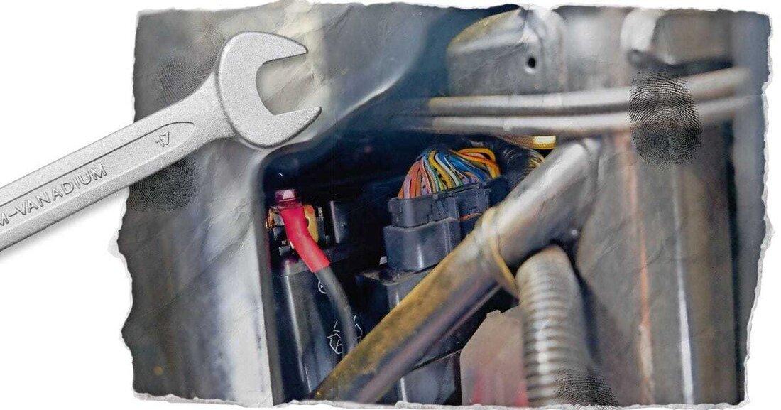 Nicht nur Autos, auch Motorräder werden zunehmend mit elektronischen Komponenten und dazu passenden Steuergeräten aufgerüstet. Ein Fest für den Fehlerteufel, der diesmal bei einer KTM 690 SM zugeschlagen hat.