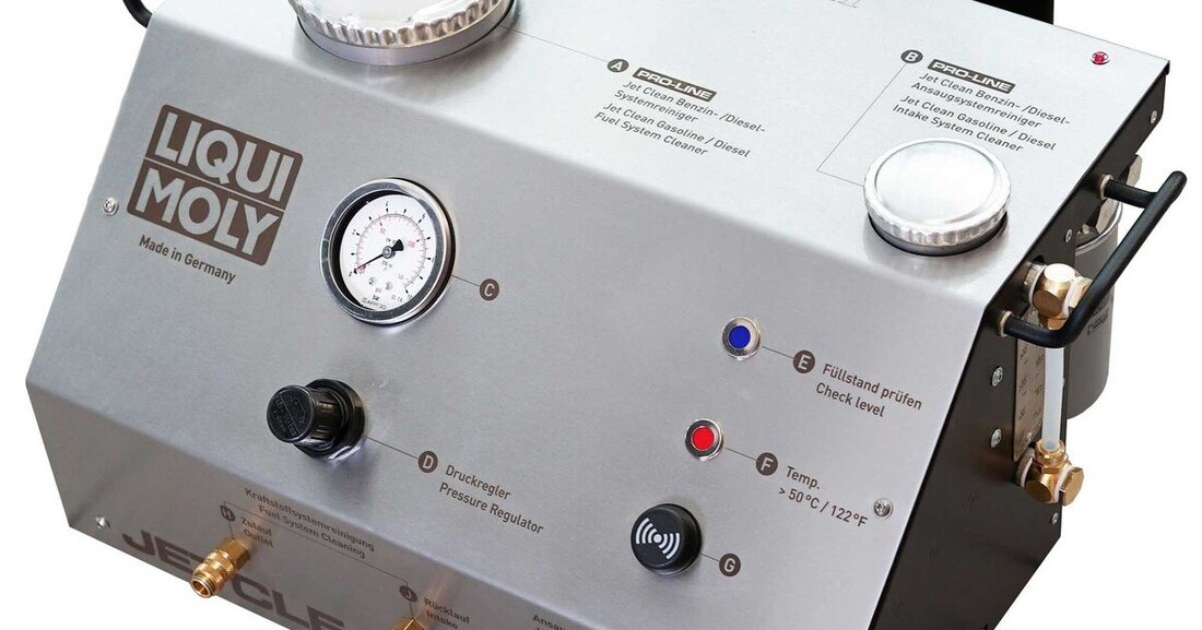 Die JetClean Tronic II ist ein komplett neuentwickeltes Gerät zur Motorreinigung von Liqui Moly und kann geschäftstüchtigen Betrieben Zusatzerträge ermöglichen.