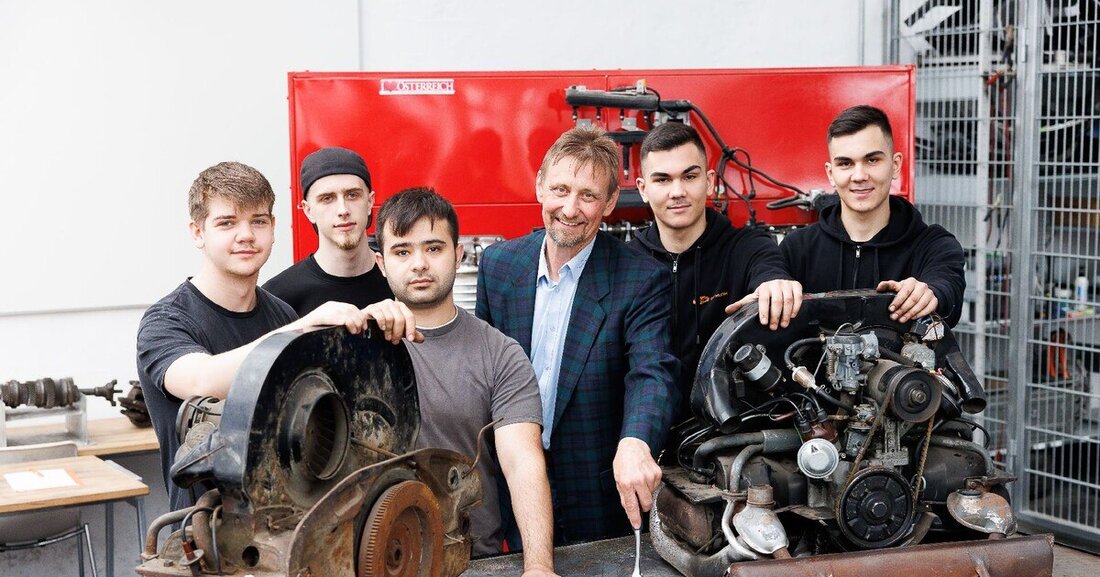 Mit Expertenkursen fördert die Wiener Wirtschaftskammer die talentiertesten Lehrlinge in Kfz-Technik und Karosseriebau.