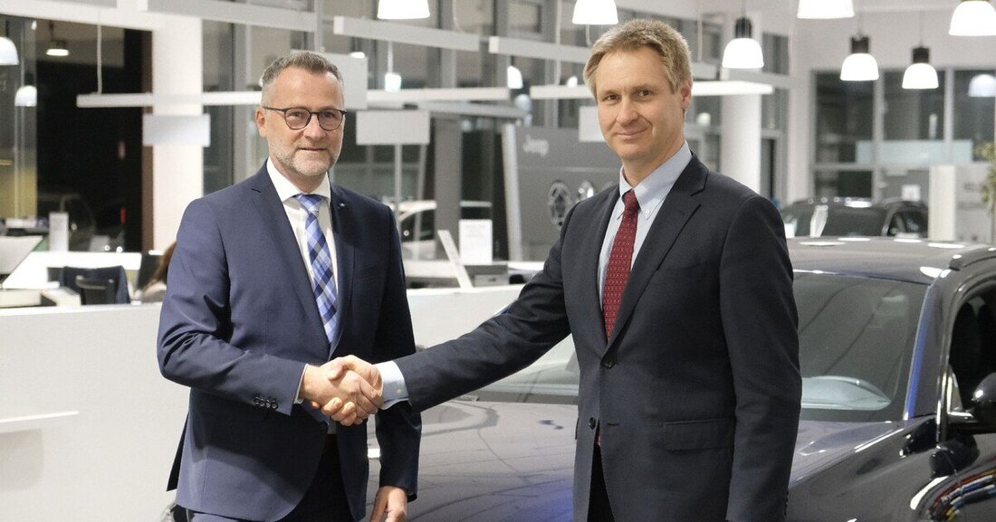 Die Retailbetriebe Stellantis & You kooperieren bei der Versicherung ihrer Kundenfahrzeuge mit der Garanta Versicherung.