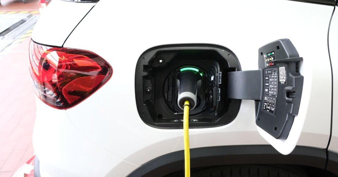 Der VDI verglich die Ökobilanz von E-Autos, Plug-in-Hybriden und Verbrennern bezüglich Herstellung und Betrieb.