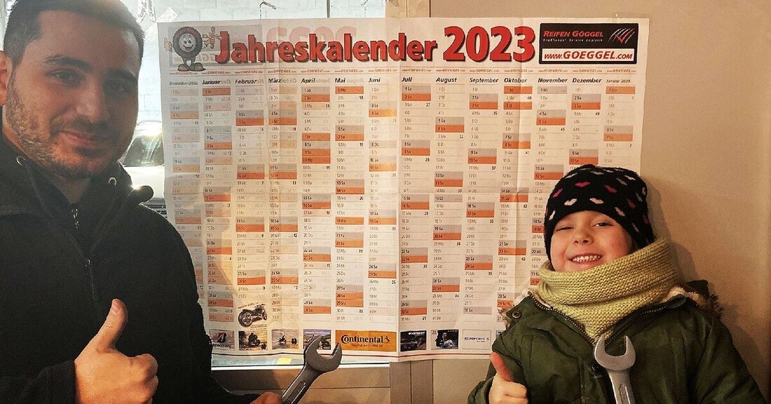 Seit letztem Jahr verbindet der schwäbische Reifengroßhändler seine Wandkalender-Aktion mit einem Gewinnspiel.
