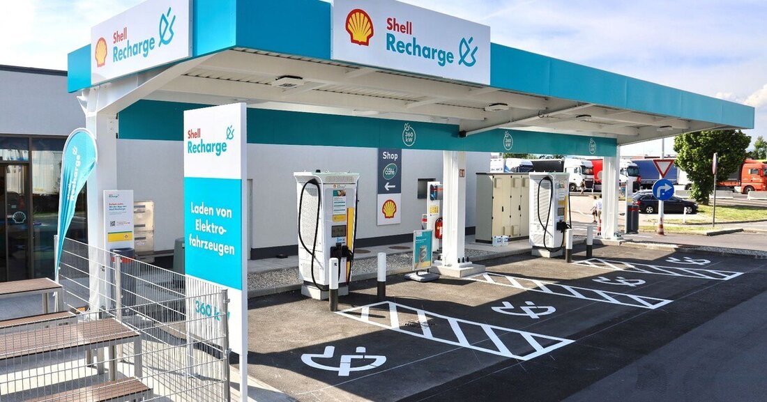 Shell errichtet in Österreich bis 2025 ein flächendeckendes Shell Recharge Ultraschnell- und Schnellladenetz an den Autobahnen.