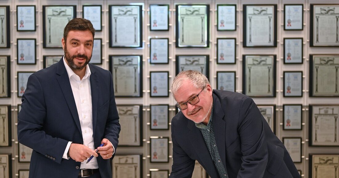 Mahle und das US-Unternehmen Midtronics wollen in Zukunft gemeinsam Servicegeräte für E‑Fahrzeuge entwickeln.