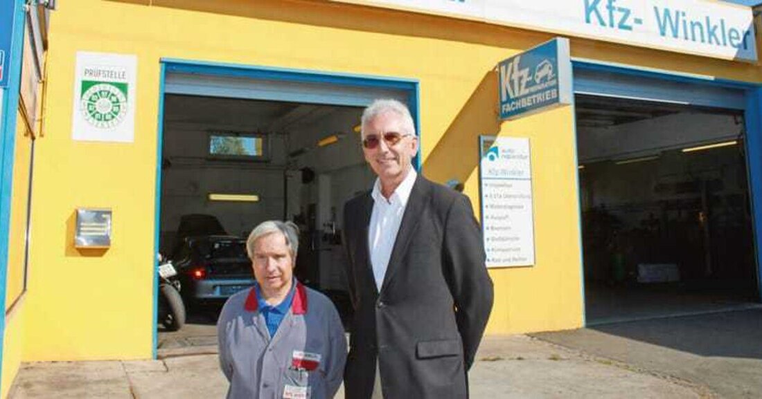 HERMANN WINKLER betreibt seit dem Jahr 1999 seine kleine, feine freie Werkstätte in Nestelbach bei Graz. Seit Anbeginn ist er Stahlgruber-Kunde und „Meisterhaft-Partner“.