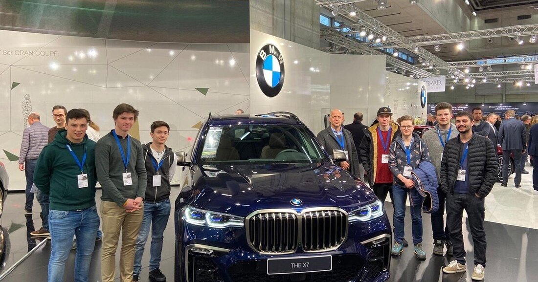 Unterberger Automobile nutzte die Vienna Auto Show heuer für eine zweitägige Exkursion mit sieben Lehrlingen, die vor dem Abschluss ihrer Lehrzeit stehen.