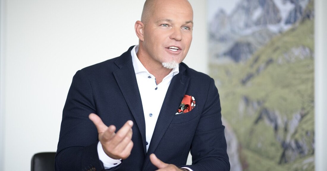 Auf Wunsch werden Zahlungen in der Lagerfinanzierung gestundet, versichert Michael Schwaiger, Commercial Director Auto Business