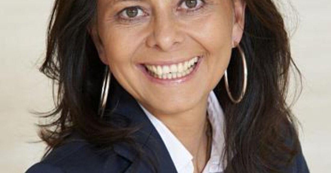 Wir haben Frey Automobile-Geschäftsführerin Anja Frey-Winkelbauer zum Kurzinterview betreffend der Filialschließungen gebeten.