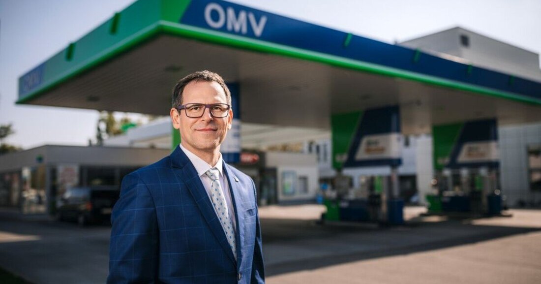 Außergewöhnlich Zeiten erfordern außergewöhnliche Maßnahmen. Und so wird die OMV schon beinahe zum Kosmetikkonzern: Ein neues Handhygiene-Gel verspricht Reinigung und Pflege der Haut in 30 Sekunden. Erhältlich an jeder OMV-Tankstelle.