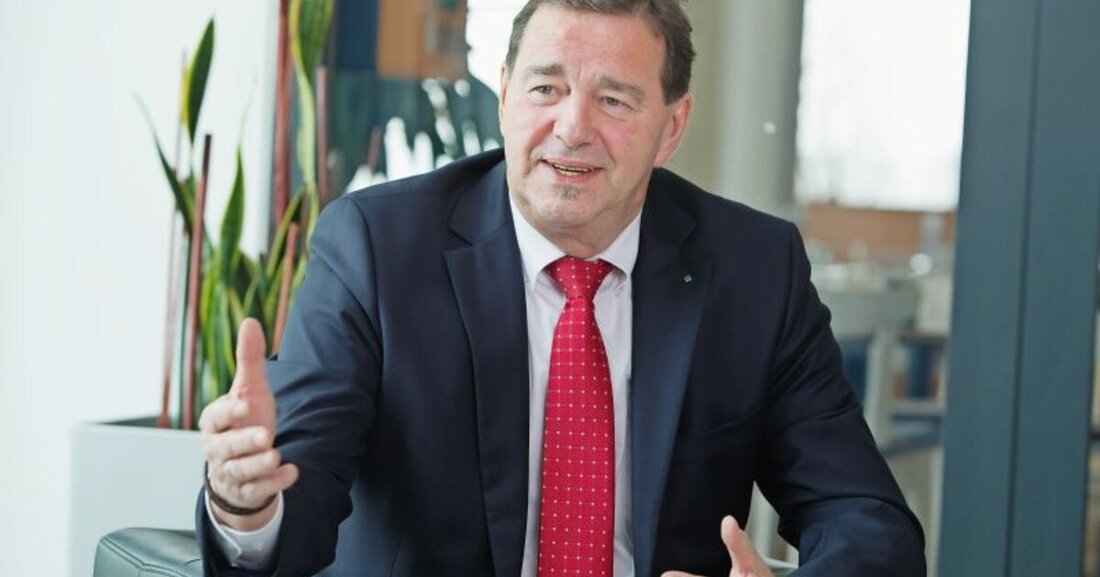 TU-Professor und Fraunhofer-Geschäftsführer Wilfried Sihn glaubt, dass Corona die Welt nachhaltig verändern wird, man ein Auto bald einmal geschenkt bekommen könnte und Manager neue Methoden brauchen. In der E-Mobilität sieht er aktuell noch Schwächen.