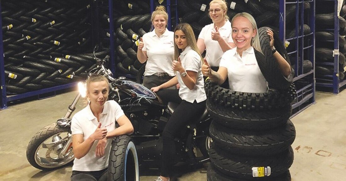 Der Motorradmarkt trotzt der Krise und feiert ausgerechnet in der Pandemie fröhliche Umständ: Die Verkaufszahlen sind 2020 deutlich gestiegen. Das freut auch den Reifengroßhändler Göggel.