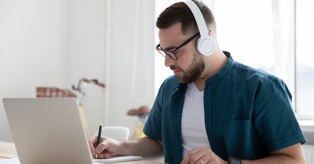 Aufgrund des Lockdowns müssen die kommenden Periodischen Weiterbildungen für die §57a Gutachten als Webinare stattfinden. Dadurch werden zusätzliche Plätze frei. 