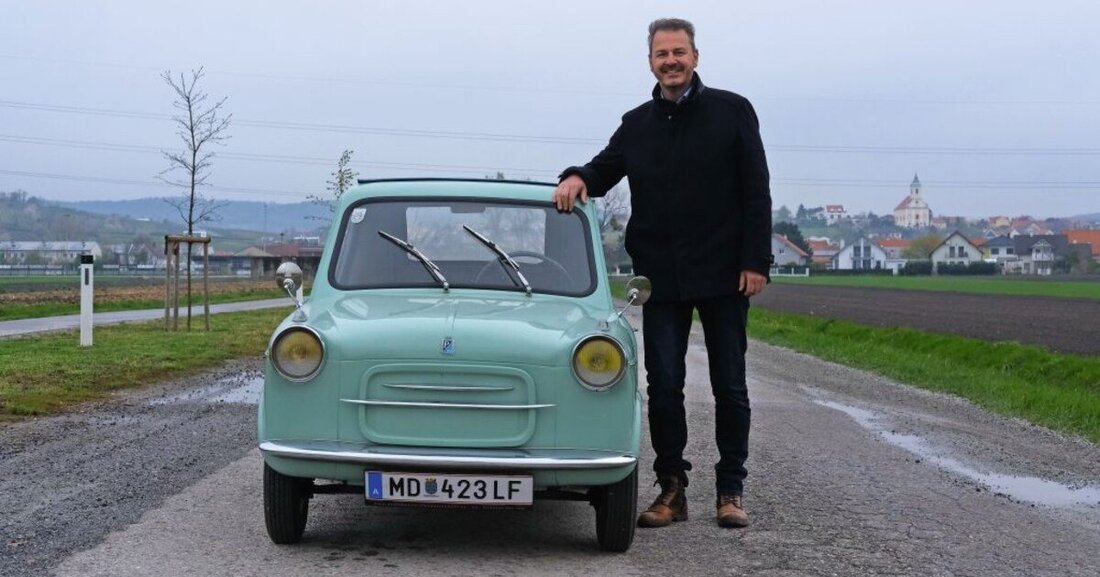 Als in den 1950er-Jahren Kleinstwagen und Kabinenroller modern waren, brachte Piaggio sein Modell Vespa 400 auf den Markt. Nach nur fünfjähriger Bauzeit wurde die Produktion beendet, sodass „der Vespa“ heute ein gefragter, weil seltener Oldtimer ist.   