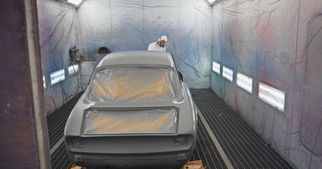 Geht net, gibt’s net, lautet das Motto bei Roth KSL im niederösterreichischen Mostviertel. Lackiert wird nicht nur alles, was vier Räder hat, sondern praktisch alles, was aus Metall ist. Ausgerechnet in der Coronakrise hat der Standox-Lackpartner nun einen zweiten Standort dazugekauft. 