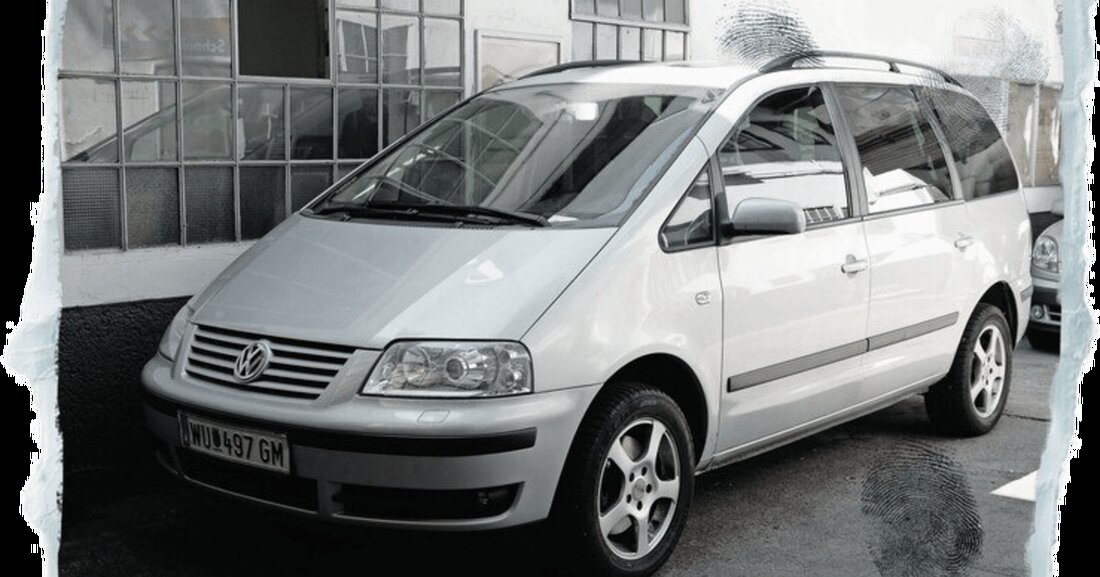 Ein 17 Jahre alter VW Sharan entwickelt eines Tages seltsame Marotten. Völlig unvorhersehbar fallen Lichter und die Zentralverriegelung aus, ein Werkstattbesuch wird unvermeidlich. Die Suche nach der Ursache gerät zum Diagnosekrimi.