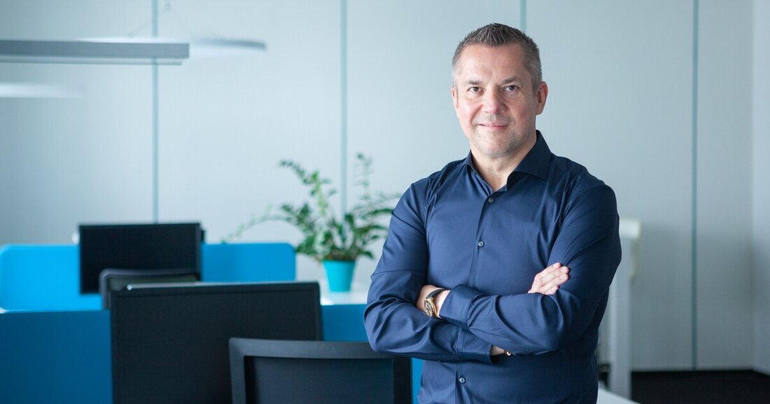 2021 war wieder ein coronageprägtes Geschäftsjahr. Alzura Tyre 24 hat aber trotz schwieriger Rahmenbedinungen den Weg auf die Erfolgsspur gefunden. Wie? Durch die fortschreitende Digitalisierung. 