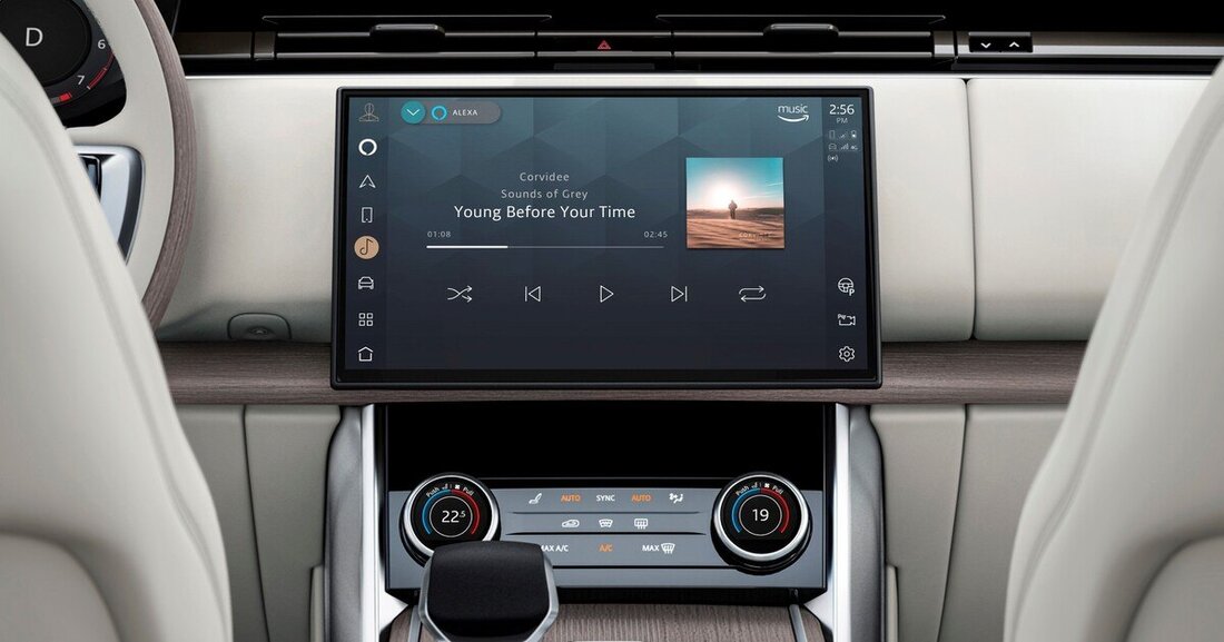 Für alle neuen und zugelassenen Jaguar und Land Rover mit Pivo Pro-Infotainmentsystem gibt es nun eine neue integrierte Sprachsteuerung. Fragen beantwortet Amazons Alexa.