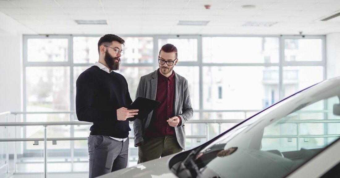 Die Preise für österreichische Gebrauchtwagen sind im Jänner weiter gestiegen. Mit durchschnittlich 25.512 Euro liegen sie gegenüber dem Dezember nochmals um 600 Euro im Plus. Im Vergleich zum Jänner 2021 müssen Autokäufer im Schnitt um satte 18 Prozent mehr für den Gebrauchten zahlen.