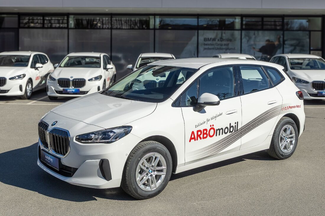 Die Kooperation zwischen ARBÖ und BMW wird fortgesetzt, die ARBÖmobil-Flotte wurde nun mit neuen 2er-BMW bestückt.
