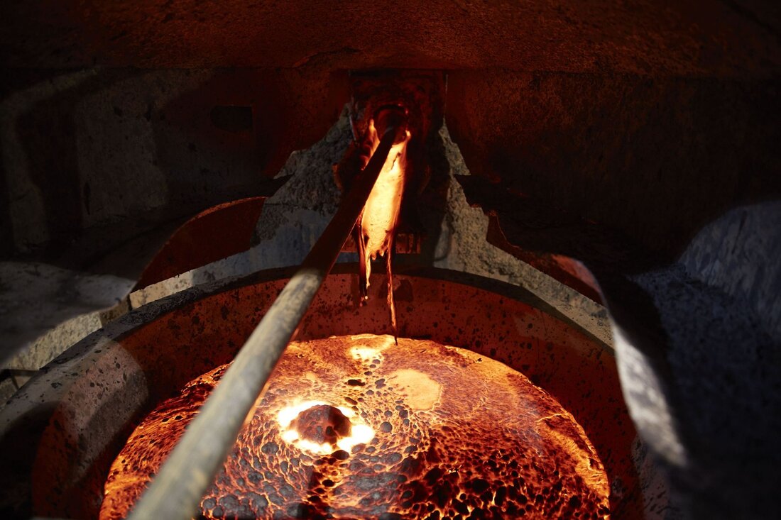 Clarios, Experte für Niederspannungsbatterien und Eigentümer der Marke Varta im Automobilsektor, verstärkt seine Aktivitäten im Batterierecycling.