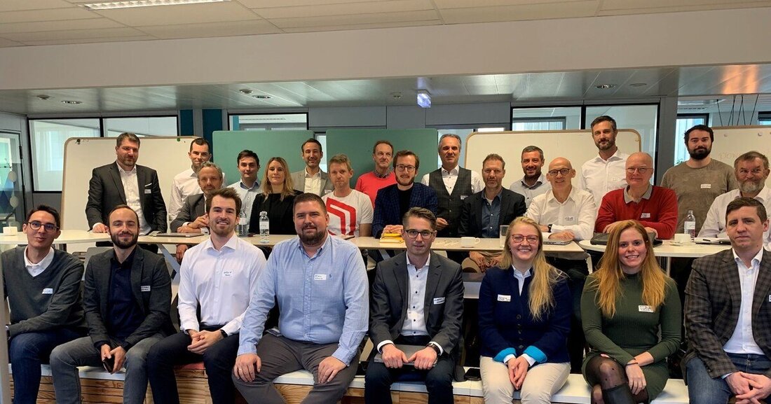 14 österreichische Partner arbeiten am Projekt „Vehicle to Grid“ für die Nutzung von E-Autos als Stromspeicher.