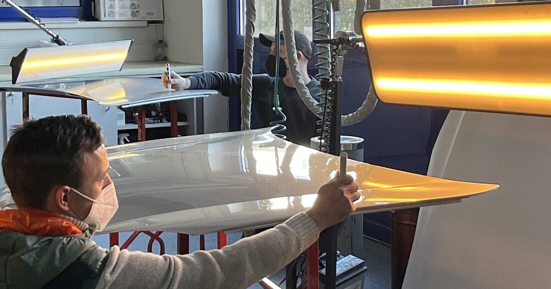 Die Hagelsaison kann kommen: Österreich hat sieben neue, zertifizierte Dellentechniker.