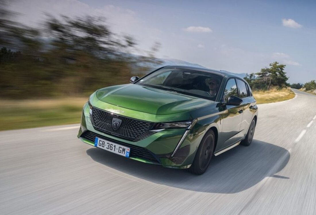 Stellantis erweitert aufgrund eines möglichen vorzeitigen Verschleißes der Steuerkette die Garantie für 1,5 BlueHDi-Motoren auf zehn Jahre oder 240.000 km.