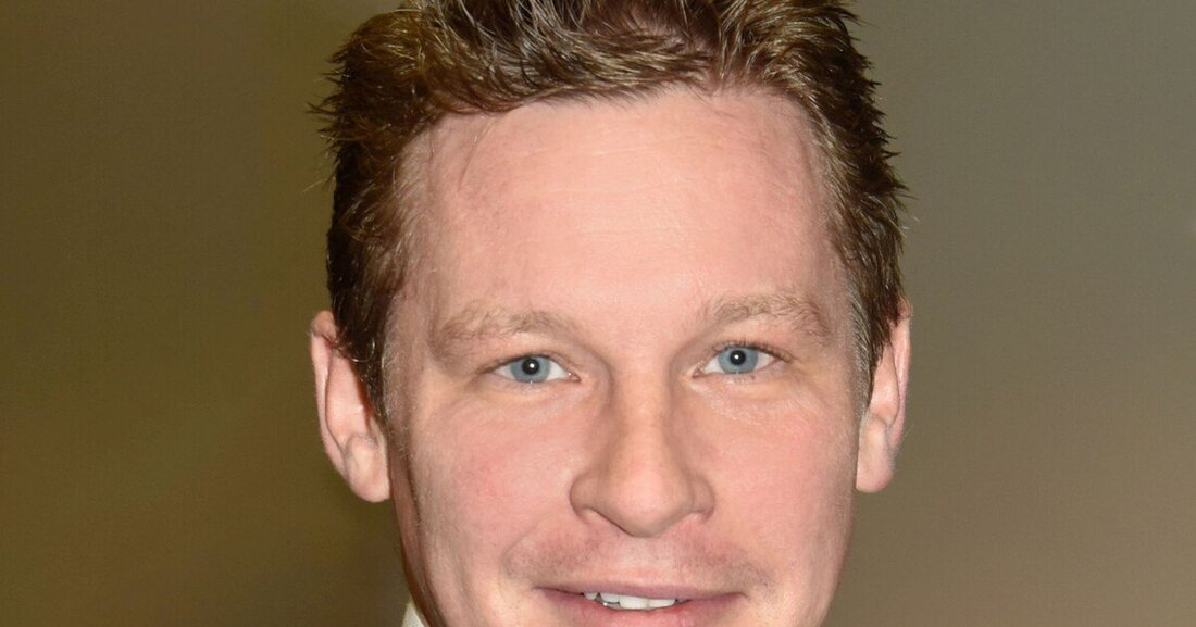 VRÖ Obmann James Tennant listet 10 Verkaufsargumente für Premiumreifen auf.