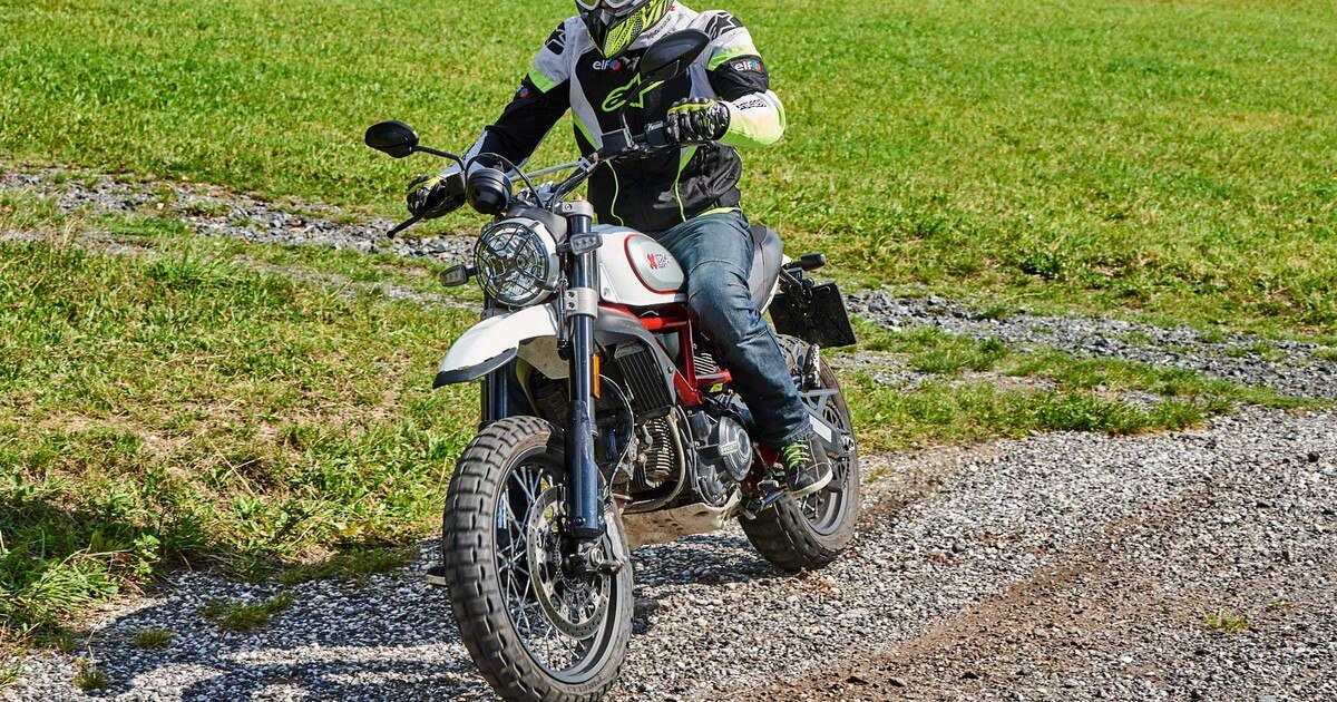 Test Ducati Scrambler Desert Sled - Retrokutsche mit dreckigem Charme