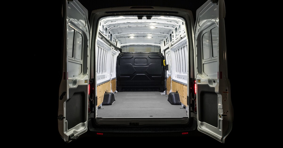 NoVA: Der Lieferwagen wird zum puren Luxus