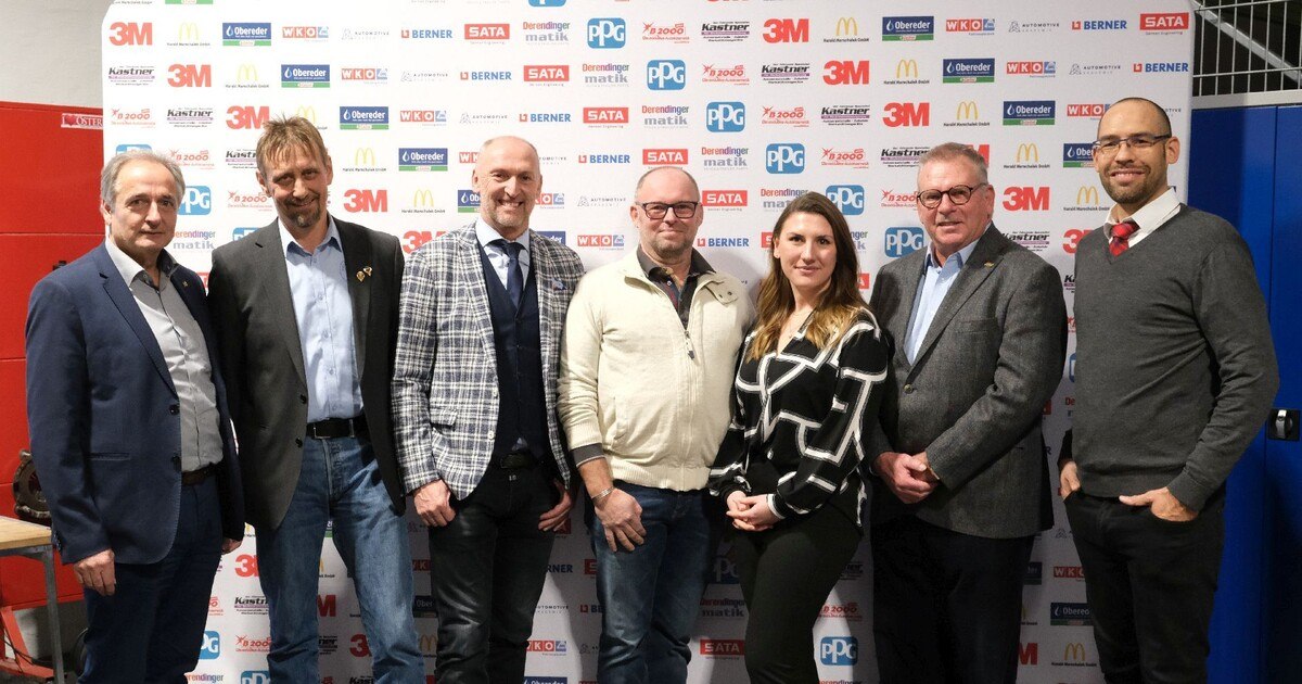 Kleben in der Werkstatt