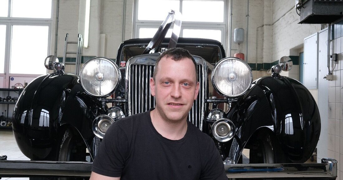 Dominik Stöger ist ausgebildeter Flugzeugtechniker. Heute restauriert er historische Automobile.