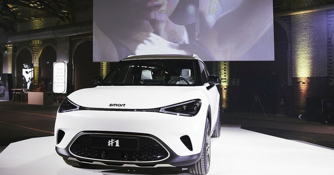 smart präsentiert erstmalig einen vollelektrischen Kompakt-SUV.